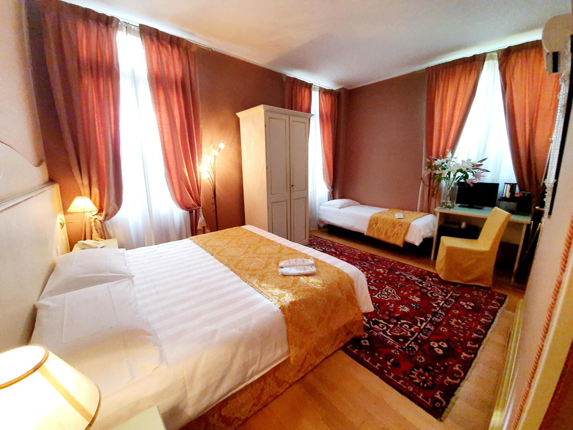 Triple Room,1209207892:JPEG